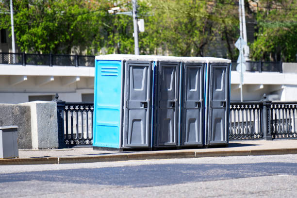 Portable Toilet Options We Offer in Bridgeport, AL